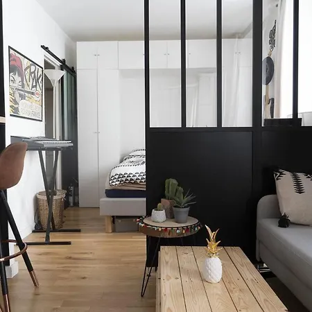 Mini Loft Design Proche De La Bastille Parigi