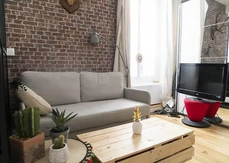 Mini Loft Design Proche De La Bastille Appartamento